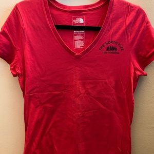 Pink women’s north face shirt, medium